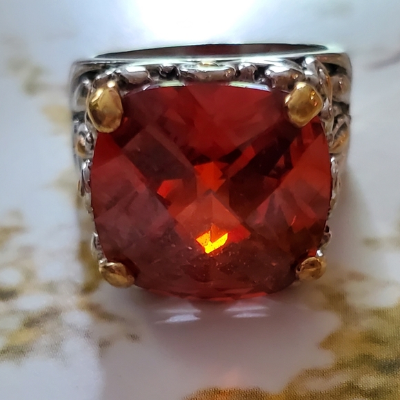 Fabulous Checkerboard Faceting Firey Color Ring - Picture 3 of 11